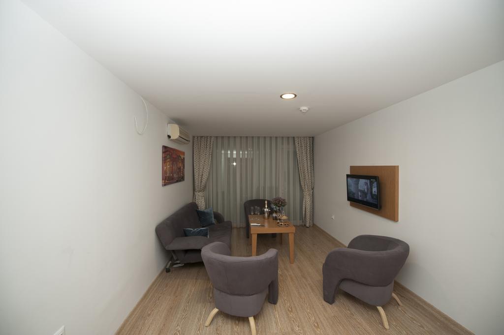 Durusu Suites Анталия Екстериор снимка